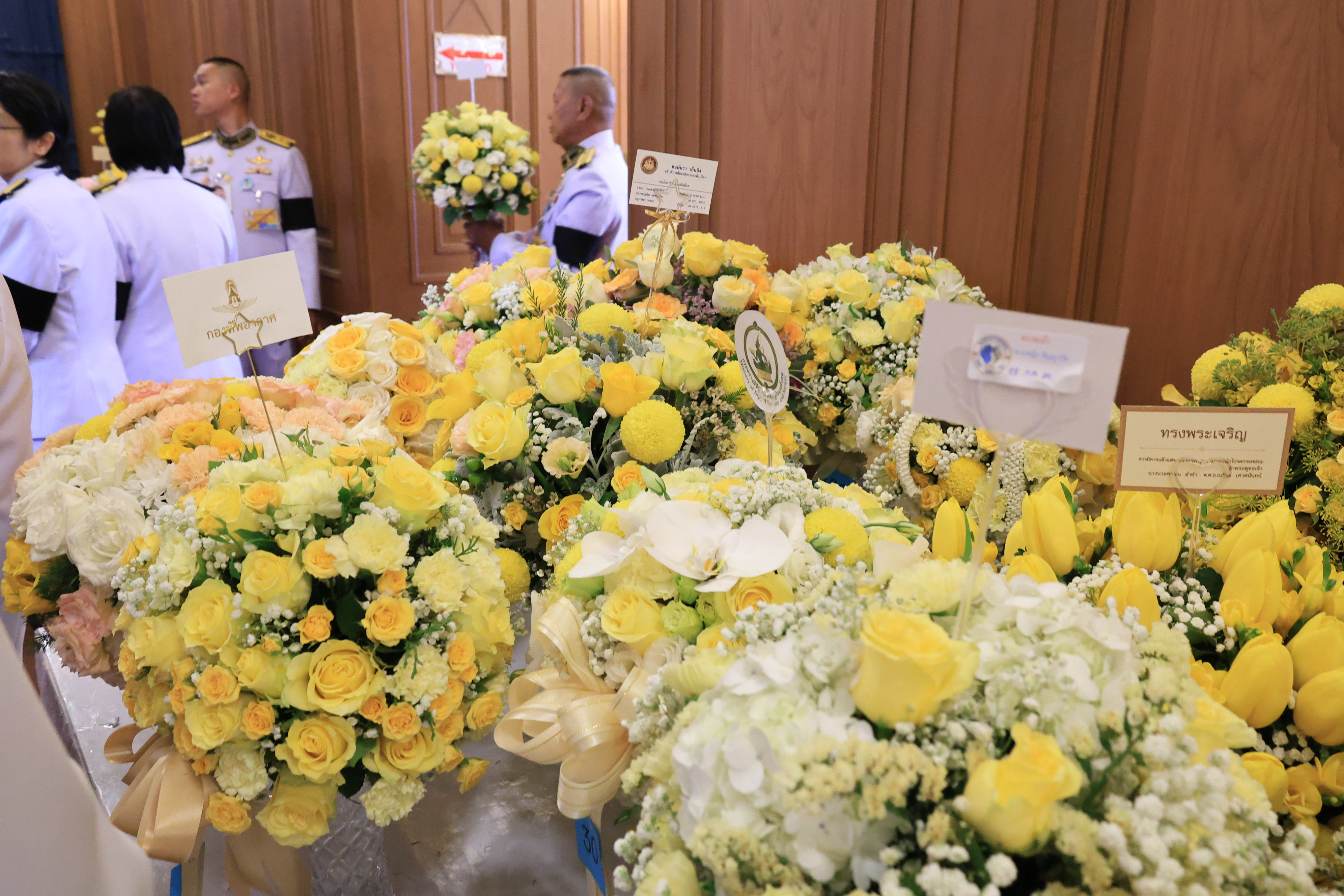 title - เลขาธิการ ส.ป.ก. ร่วมถวายแจกันดอกไม้และลงนามถวายพระพร เนื่องในโอกาสวันเฉลิมพระชนมพรรษา พระบาทสมเด็จพระปรเมนทรรามาธิบดีศรีสินทร มหาวชิราลงกรณ พระวชิรเกล้าเจ้าอยู่หัว 28 กรกฎาคม 2568